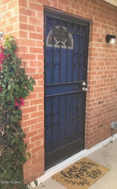 409 E Lester St, Tucson, AZ 85705 photo 2