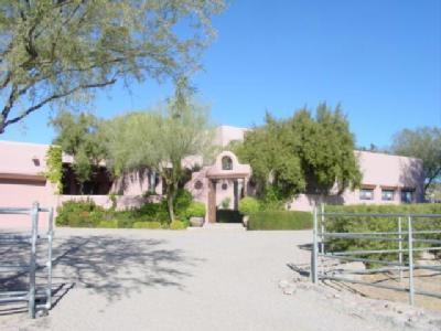 3631 E Roger Rd, Tucson, AZ 85718 photo 2