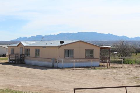 1075 E Morris Ln, Benson, AZ 85602 photo 2