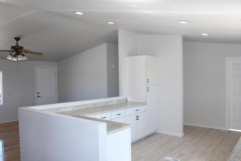1075 E Morris Ln, Benson, AZ 85602 photo 10