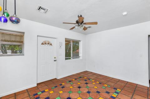 516 Elm St, Tucson, AZ 85705 photo 2