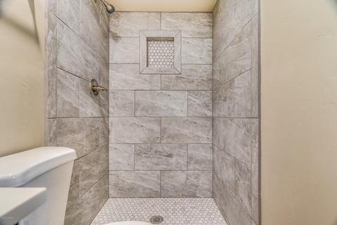 3656 E Sylvane St, Tucson, AZ 85713 photo 25