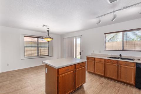 10563 S Silverbluff Dr, Vail, AZ 85641 photo 10