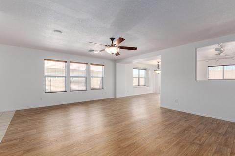10563 S Silverbluff Dr, Vail, AZ 85641 photo 3