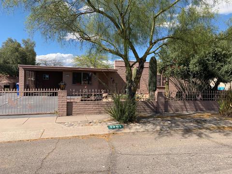 7301 E Rose Dr, Tucson, AZ 85730 photo 2