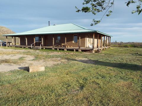 9889 S Sunray Rd, Willcox, AZ 85643 photo 2