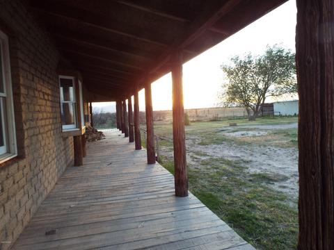9889 S Sunray Rd, Willcox, AZ 85643 photo 6