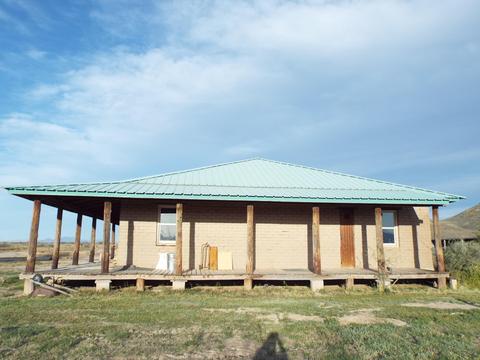 9889 S Sunray Rd, Willcox, AZ 85643 photo 3