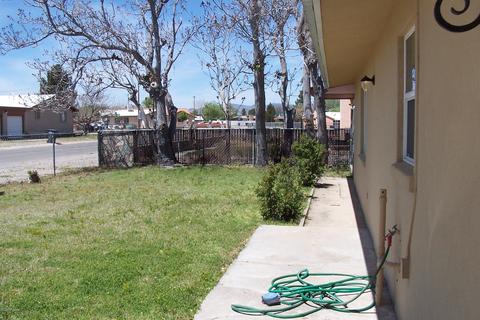 625 W Delos St, Willcox, AZ 85643 photo 2