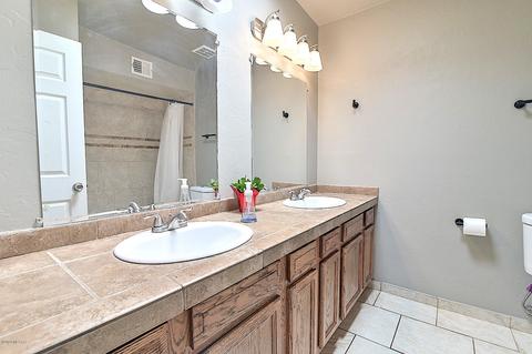 9040 E Bluefield St, Tucson, AZ 85710 photo 23