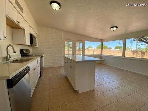 6902 E 39th St, Tucson, AZ 85730 photo 5