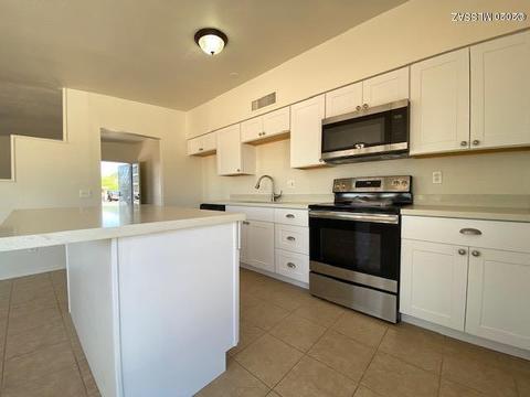 6902 E 39th St, Tucson, AZ 85730 photo 4
