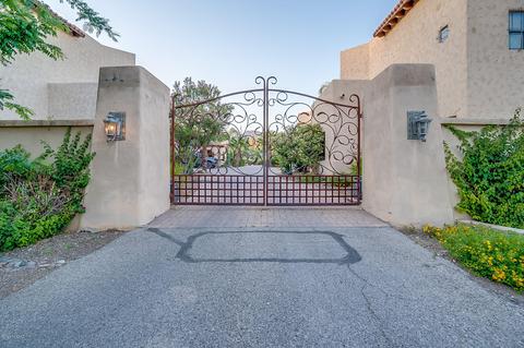 6923 E Cloud Rd, Tucson, AZ 85750 photo 2