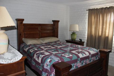 906 E Christmas Tree Ln, Pearce, AZ 85625 photo 13