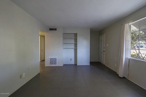 4373 E 16th St, Tucson, AZ 85711 photo 6