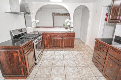 3157 E Silverlake Rd, Tucson, AZ 85713 photo 5