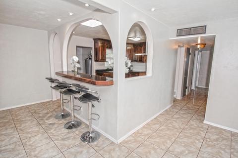 3157 E Silverlake Rd, Tucson, AZ 85713 photo 6