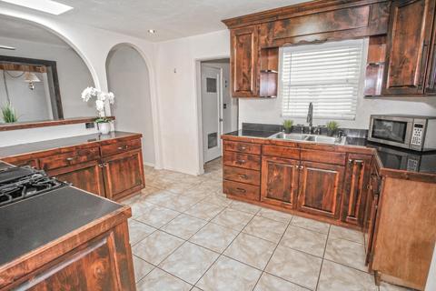 3157 E Silverlake Rd, Tucson, AZ 85713 photo 18
