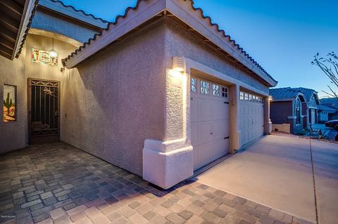 7808 E Whileaway Pl, Tucson, AZ 85750 photo 3