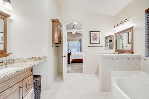 7808 E Whileaway Pl, Tucson, AZ 85750 photo 35
