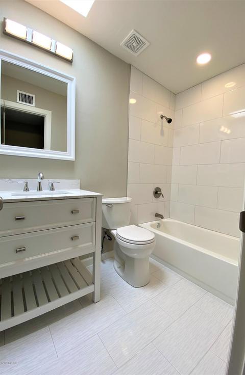 8706 E Burning Tree Dr, Tucson, AZ 85710 photo 9