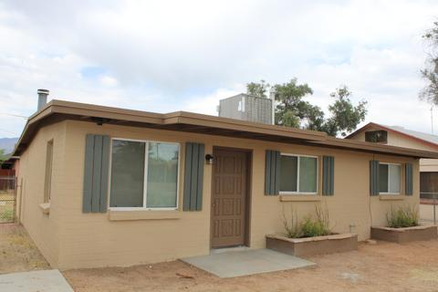 4937 E Baker St, Tucson, AZ 85711 photo 2