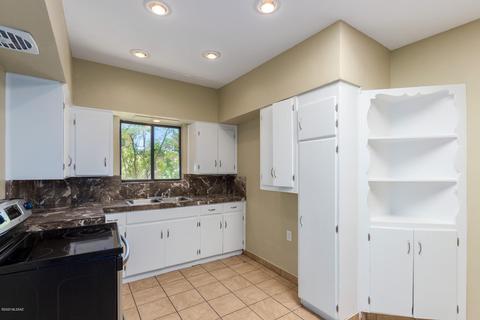 5350 E Willard St, Tucson, AZ 85712 photo 5