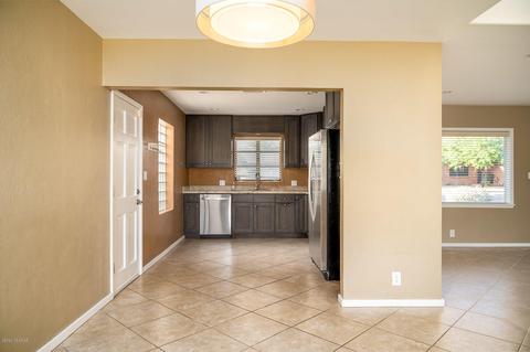 2810 E Devon St, Tucson, AZ 85716 photo 9