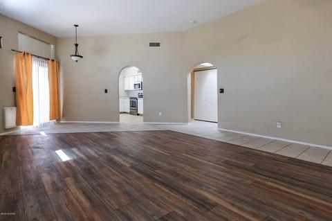 10391 E Thunderbolt Dr, Tucson, AZ 85748 photo 4