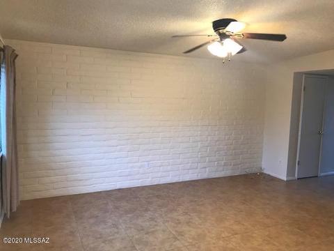 7421 E Stella Rd, Tucson, AZ 85730 photo 4