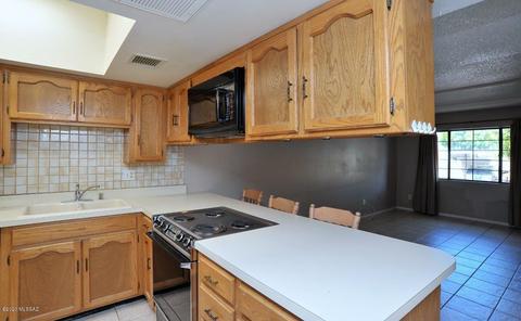 1200 E River Rd #A-103, Tucson, AZ 85718 photo 8
