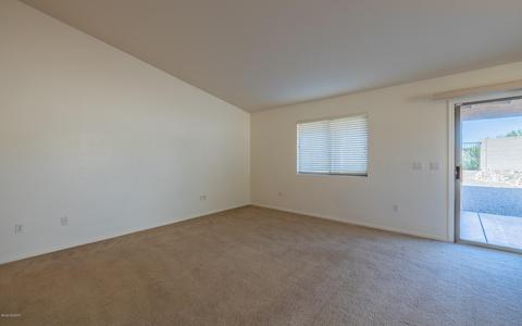 867 S Willis Ave, Vail, AZ 85641 photo 2