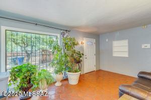 1822 E Seneca St, Tucson, AZ 85719 photo 3