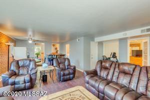 1822 E Seneca St, Tucson, AZ 85719 photo 6