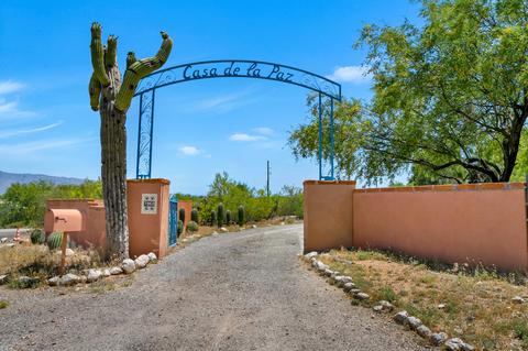 7960 E Cloud Rd, Tucson, AZ 85750 photo 2