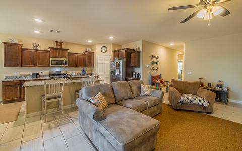 12150 E Metz Dr, Vail, AZ 85641 photo 2