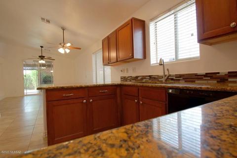 8907 E Maxwell Dr, Tucson, AZ 85747 photo 13