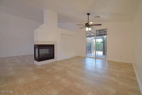 8907 E Maxwell Dr, Tucson, AZ 85747 photo 9