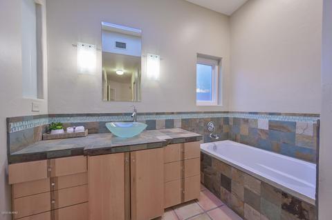 557 E Squirrel Tail Dr N, Tucson, AZ 85704 photo 18
