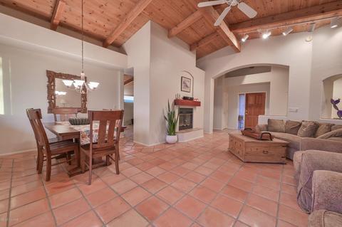 557 E Squirrel Tail Dr N, Tucson, AZ 85704 photo 9