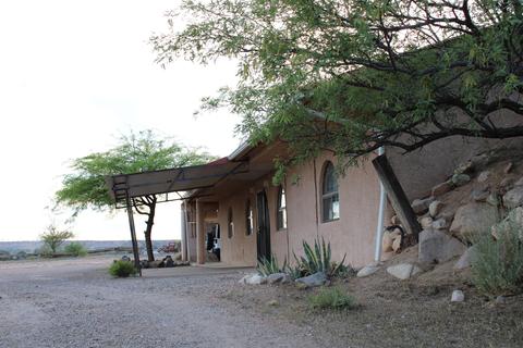 621 E Pearl St, Benson, AZ 85602 photo 1