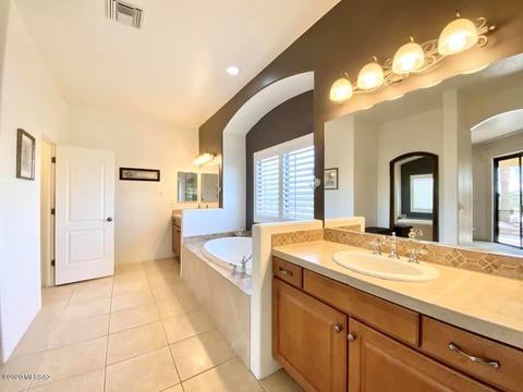9448 E Barrel Springs Pl, Vail, AZ 85641 photo 17