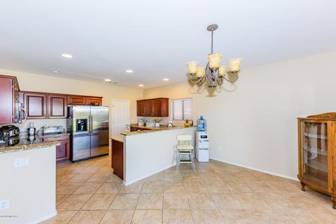 7629 E Fair Meadows Loop, Tucson, AZ 85756 photo 14