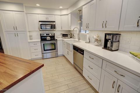 8702 E Burning Tree Dr, Tucson, AZ 85710 photo 13