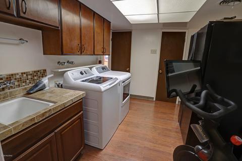 8702 E Burning Tree Dr, Tucson, AZ 85710 photo 33