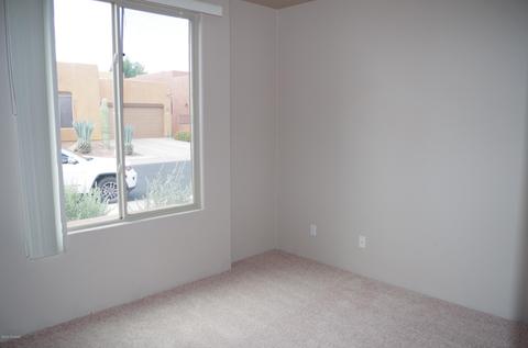 7652 E Sierra Park Loop, Tucson, AZ 85710 photo 12