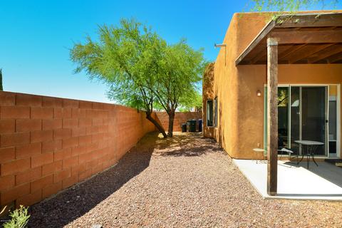 7652 E Sierra Park Loop, Tucson, AZ 85710 photo 16