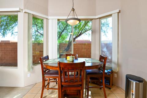 7652 E Sierra Park Loop, Tucson, AZ 85710 photo 5
