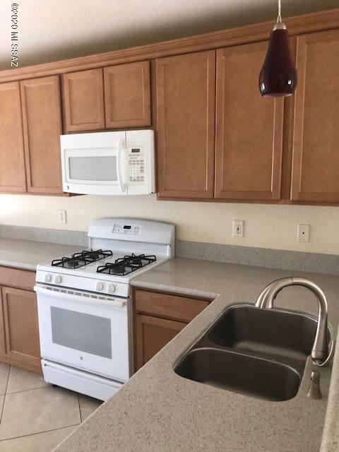 8129 E Sundew Dr, Tucson, AZ 85710 photo 9