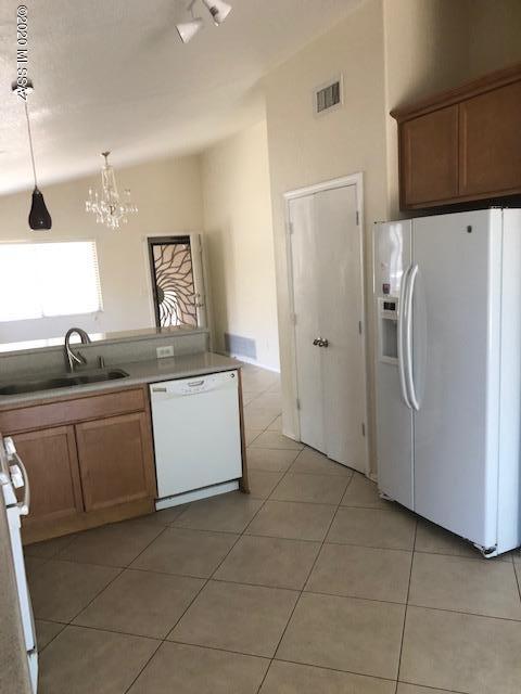 8129 E Sundew Dr, Tucson, AZ 85710 photo 8